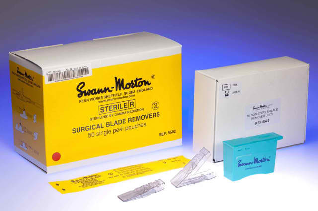 Swann Morton bladeremovers, sterile, for scalpel nr. 3 & 4, 50 pcs